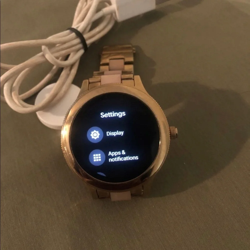Gently used Samsung Galaxy Note 8 (Verizon)-64GB & Fossil Q Venture Smartwatch.